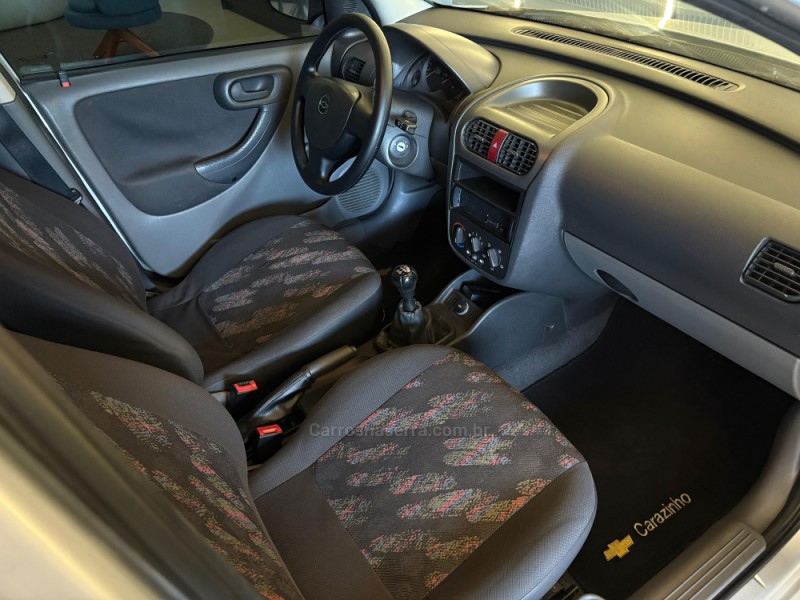 CORSA 1.0 MPFI MAXX 8V FLEX 4P MANUAL - 2005 - SAPIRANGA