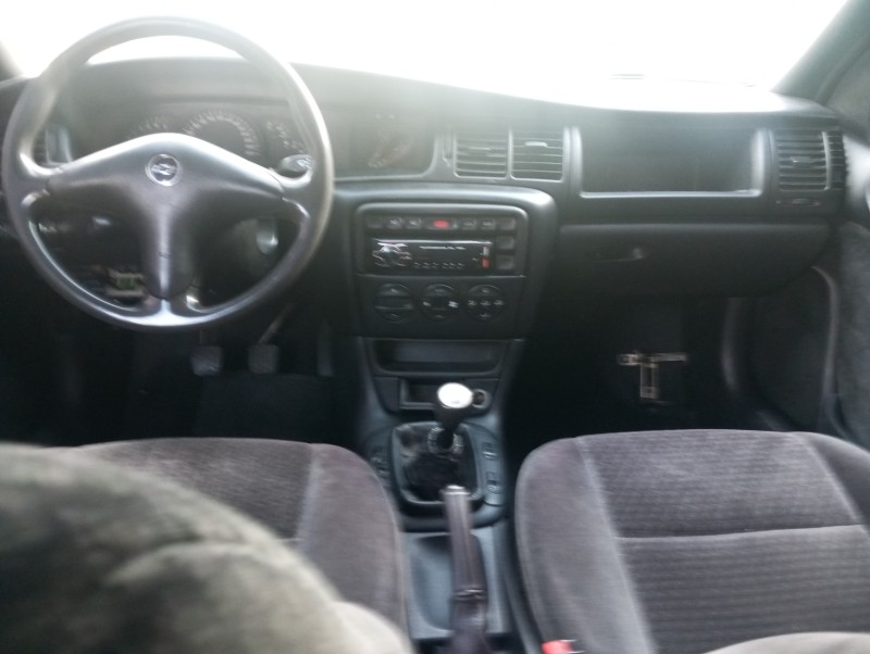 VECTRA 2.2 MPFI CD 16V GASOLINA 4P MANUAL - 1999 - CAXIAS DO SUL