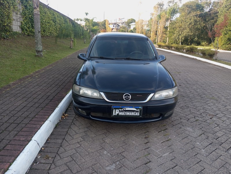 VECTRA 2.2 MPFI CD 16V GASOLINA 4P MANUAL - 1999 - CAXIAS DO SUL