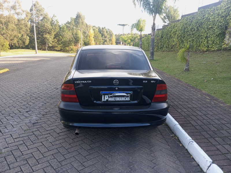 VECTRA 2.2 MPFI CD 16V GASOLINA 4P MANUAL - 1999 - CAXIAS DO SUL