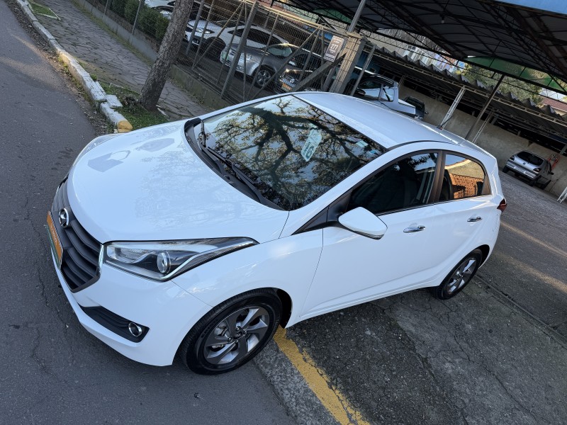 HB20 1.6 PREMIUM 16V FLEX 4P AUTOMÁTICO - 2016 - GARIBALDI