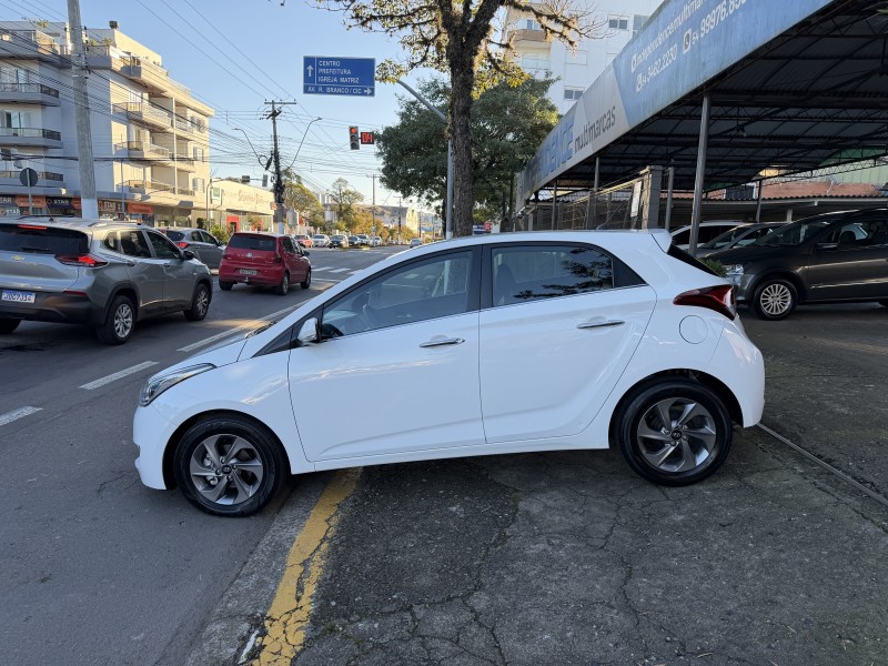 HB20 1.6 PREMIUM 16V FLEX 4P AUTOMÁTICO - 2016 - GARIBALDI