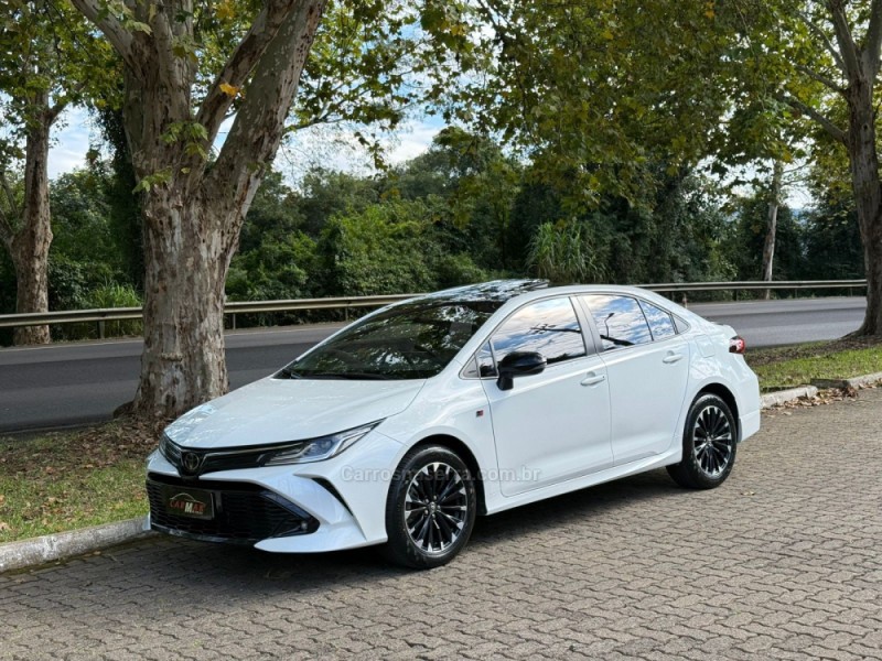COROLLA 2.0 GR SPORT 16V FLEX 4P AUTOMÁTICO - 2024 - DOIS IRMãOS