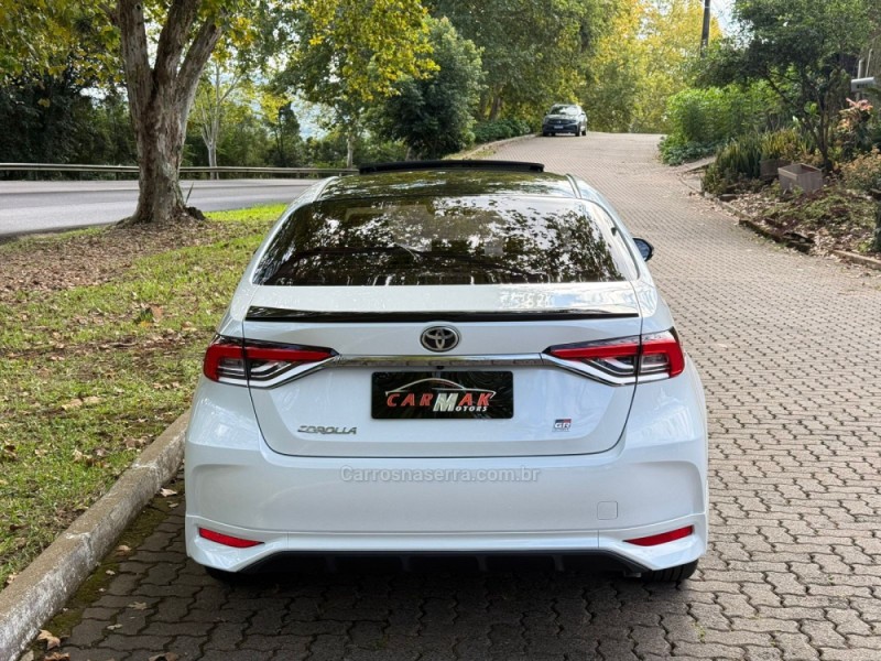 COROLLA 2.0 GR SPORT 16V FLEX 4P AUTOMÁTICO - 2024 - DOIS IRMãOS