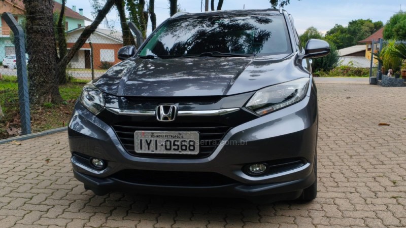 HR-V 1.8 16V FLEX TOURING 4P AUTOMÁTICO - 2018 - NOVA PETRóPOLIS