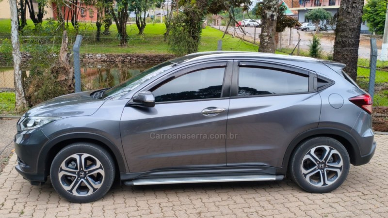 HR-V 1.8 16V FLEX TOURING 4P AUTOMÁTICO - 2018 - NOVA PETRóPOLIS