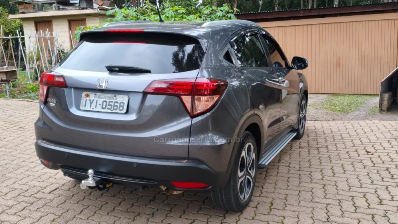 HR-V 1.8 16V FLEX TOURING 4P AUTOMÁTICO - 2018 - NOVA PETRóPOLIS