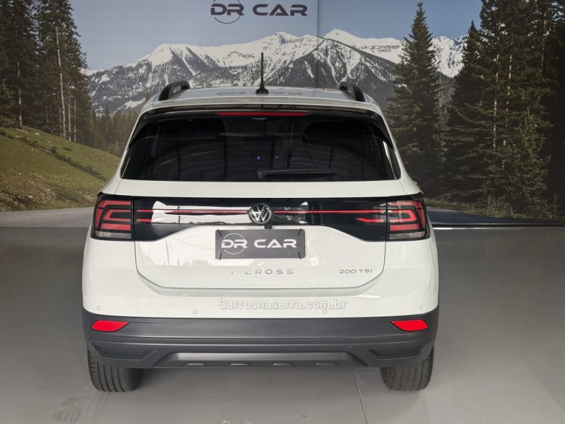 T-CROSS 1.0 COMFORTLINE TSI FLEX 4P AUTOMÁTICO - 2022 - GARIBALDI