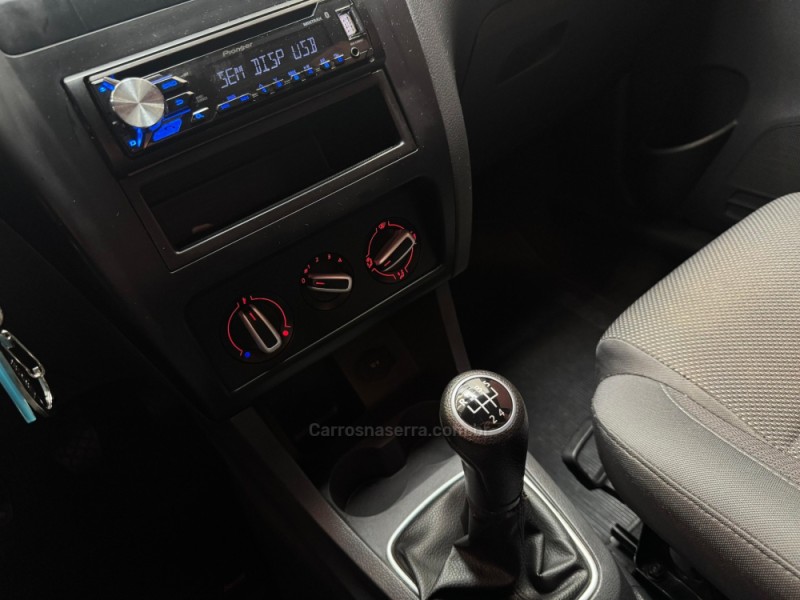 FOX 1.0 ITREND 8V FLEX 4P MANUAL - 2011 - CASCA