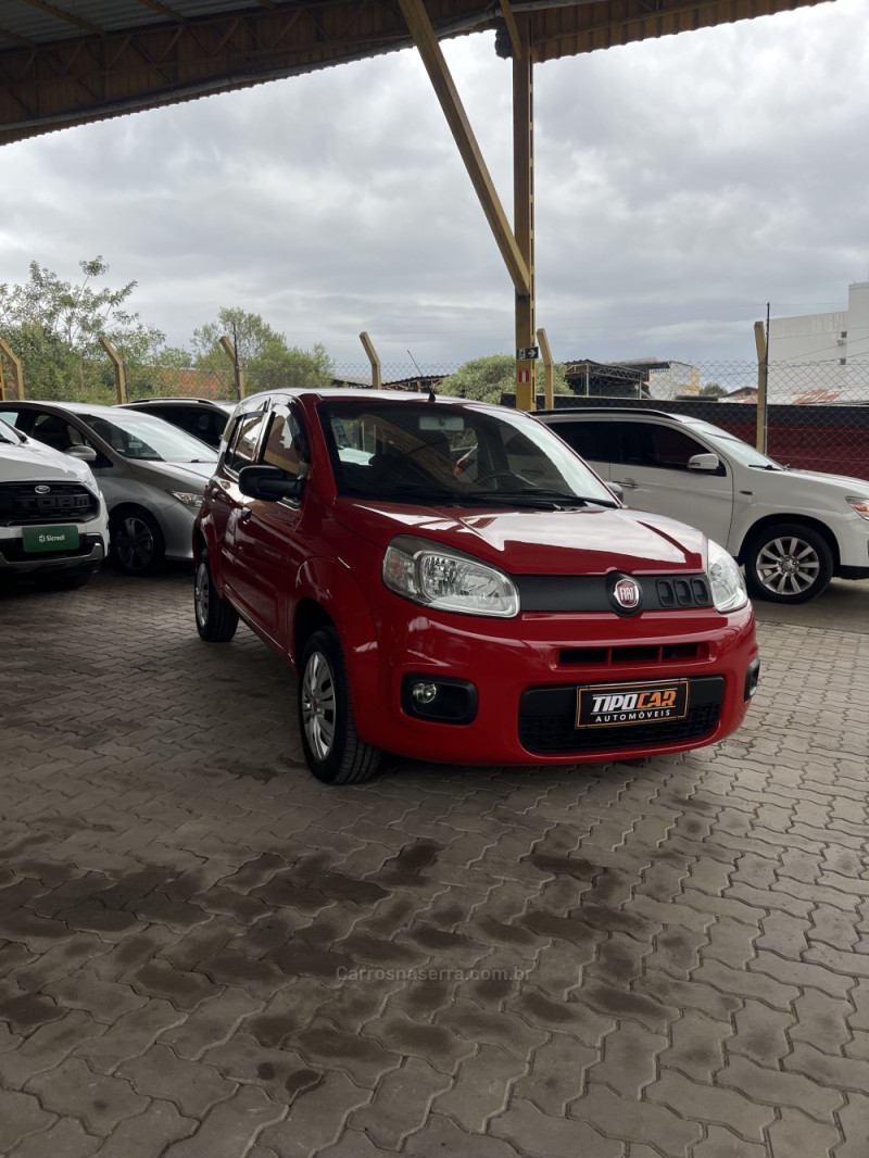 UNO 1.0 EVO ATTRACTIVE 8V FLEX 4P MANUAL - 2016 - CAXIAS DO SUL