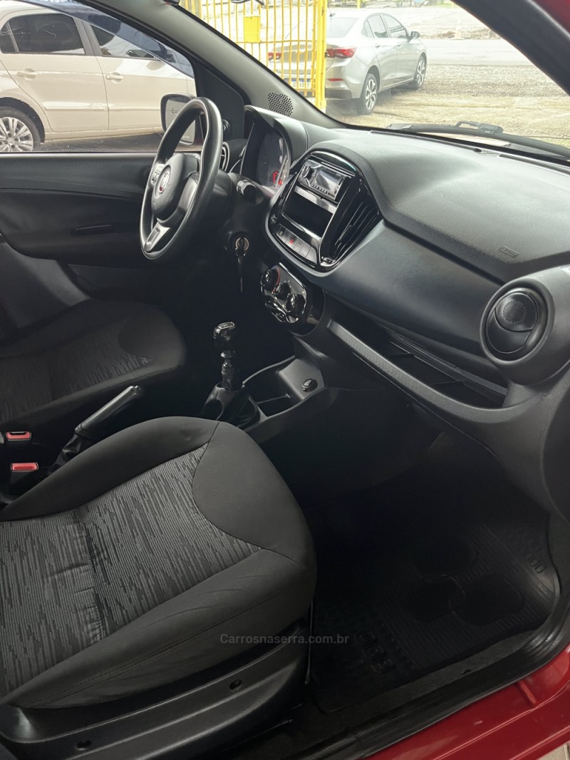 UNO 1.0 EVO ATTRACTIVE 8V FLEX 4P MANUAL - 2016 - CAXIAS DO SUL