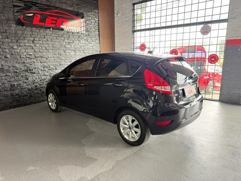 FIESTA 1.6 SE HATCH 16V FLEX 4P MANUAL - 2013 - CAXIAS DO SUL