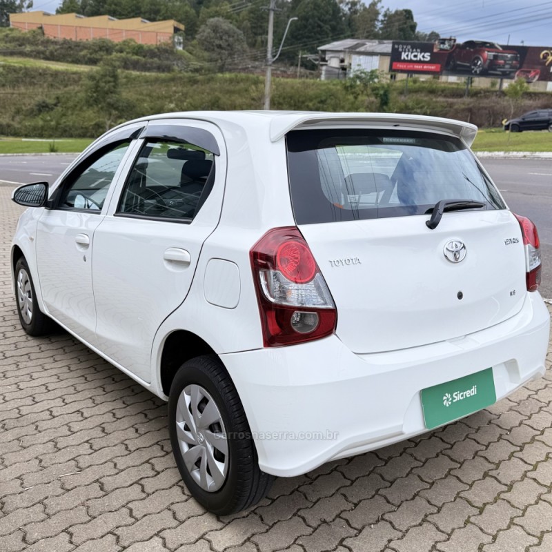 ETIOS 1.3 X 16V FLEX 4P MANUAL - 2020 - CAXIAS DO SUL