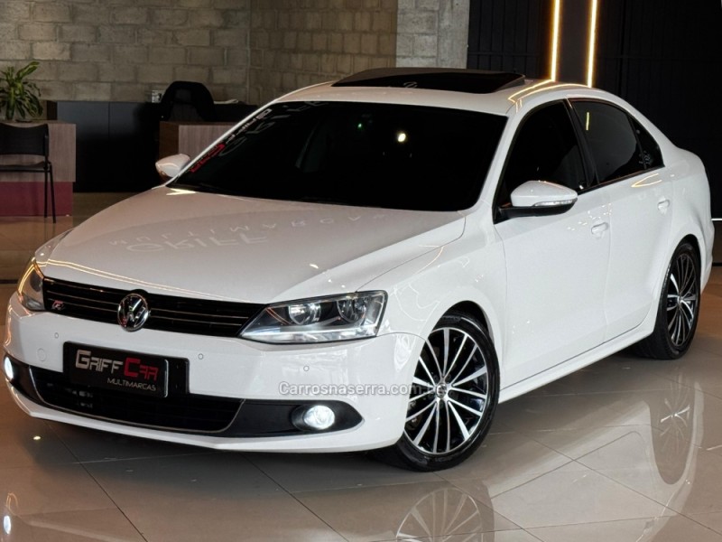 JETTA 2.0 TSI HIGHLINE 200CV GASOLINA 4P TIPTRONIC - 2013 - ACEGUá