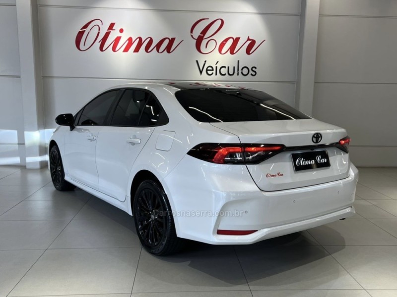 COROLLA 2.0 XEI 16V FLEX 4P AUTOMÁTICO - 2024 - FLORES DA CUNHA