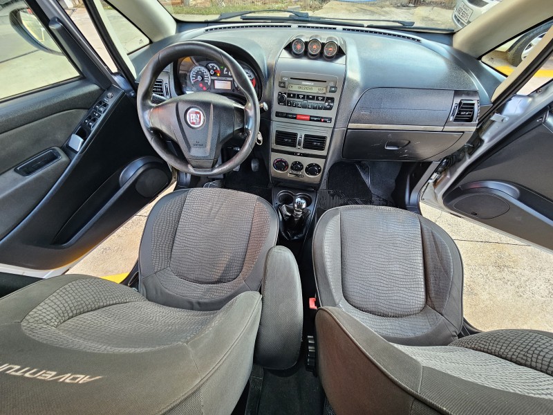 IDEA 1.8 MPI ADVENTURE 8V FLEX 4P MANUAL - 2012 - CAXIAS DO SUL