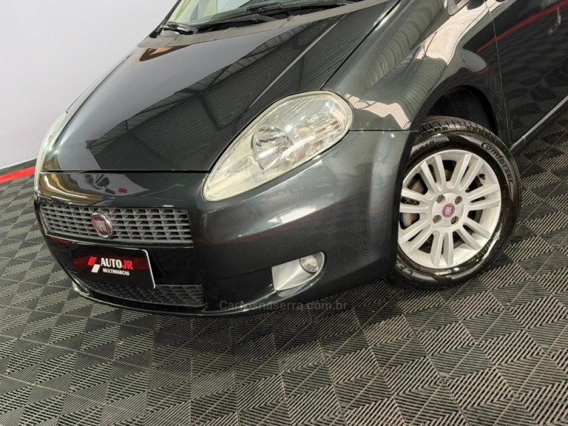 PUNTO 1.4 ATTRACTIVE 8V FLEX 4P MANUAL - 2012 - VACARIA