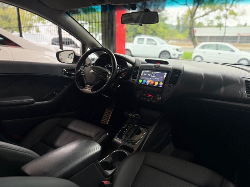 CERATO 1.6 EX SEDAN 16V GASOLINA 4P AUTOMÁTICO - 2017 - ESTâNCIA VELHA