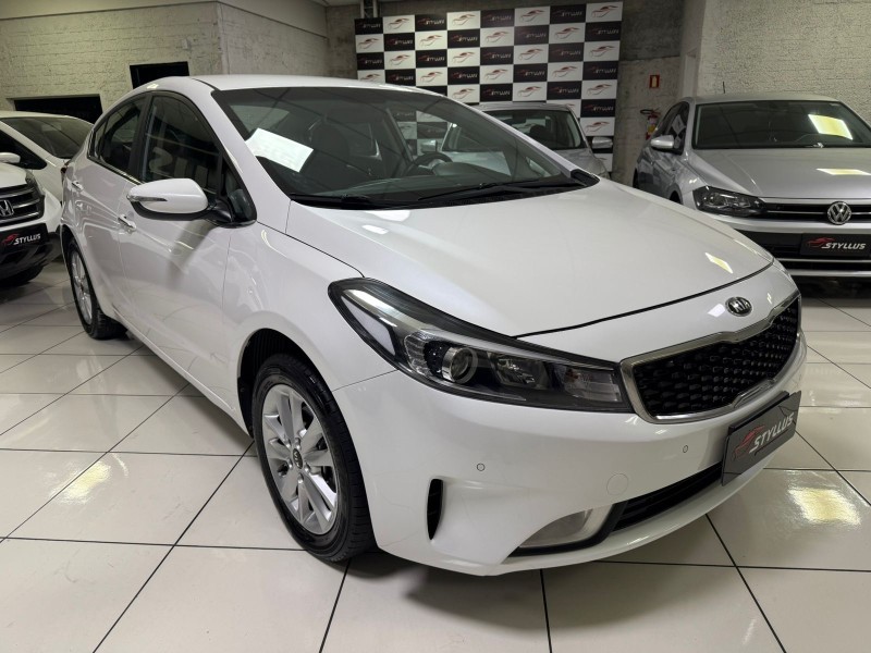CERATO 1.6 EX SEDAN 16V GASOLINA 4P AUTOMÁTICO - 2017 - ESTâNCIA VELHA