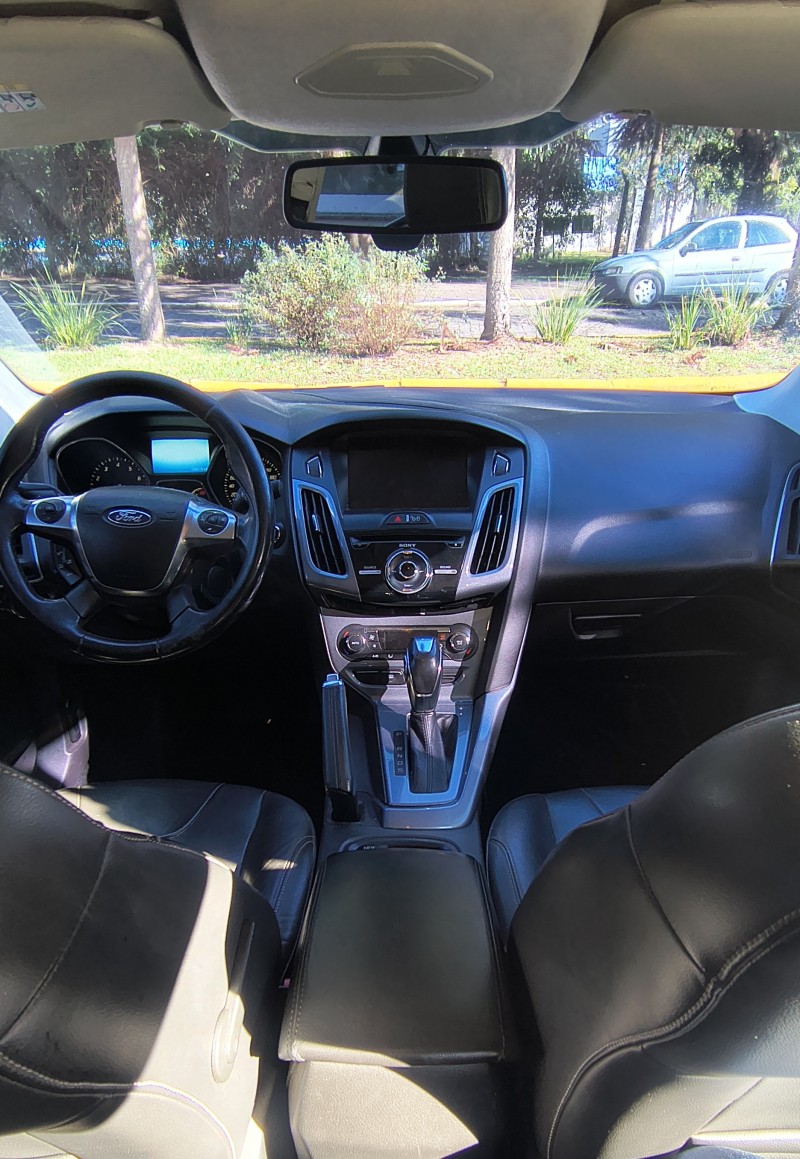 FOCUS 2.0 TITANIUM SEDAN 16V FLEX 4P AUTOMÁTICO - 2014 - FARROUPILHA