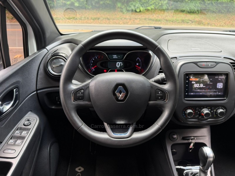CAPTUR 1.6 LIFE 16V FLEX 4P AUTOMÁTICO - 2020 - DOIS IRMãOS