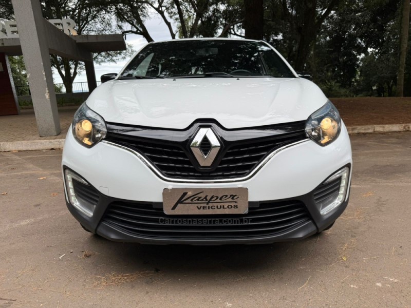 CAPTUR 1.6 LIFE 16V FLEX 4P AUTOMÁTICO - 2020 - DOIS IRMãOS