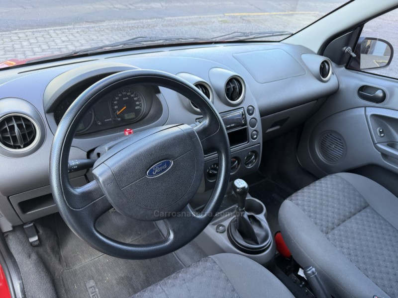 FIESTA 1.0 ROCAM HATCH 8V FLEX 4P MANUAL - 2007 - CAXIAS DO SUL