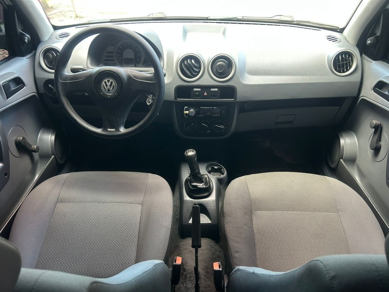 GOL 1.0 MI 8V FLEX 4P MANUAL G.IV - 2010 - TRêS COROAS