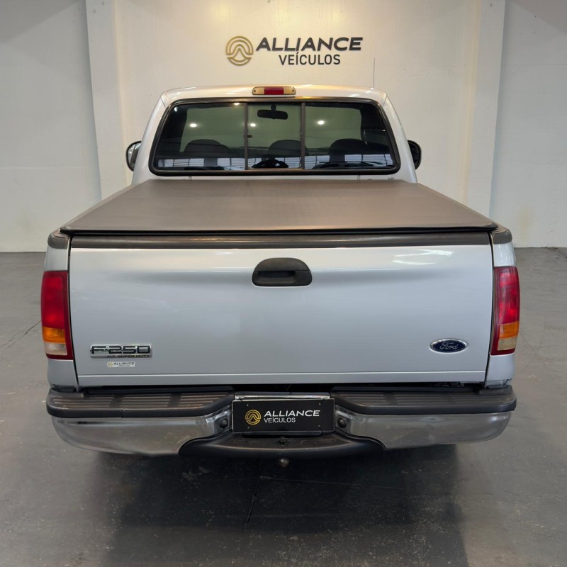 F-250 3.9 XLT 4X2 CS DIESEL 2P MANUAL - 2008 - CAXIAS DO SUL