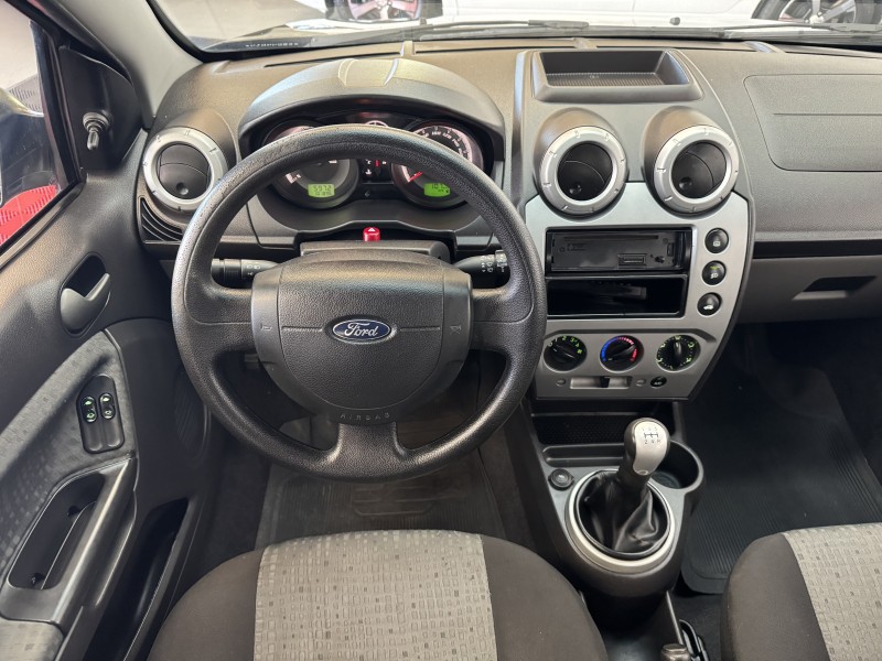 FIESTA 1.6 ROCAM SE SEDAN 8V FLEX 4P MANUAL - 2014 - CAXIAS DO SUL