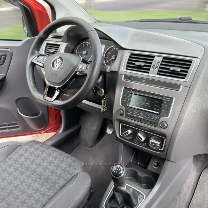 FOX 1.0 MI COMFORTLINE 8V FLEX 4P MANUAL - 2016 - NOVO HAMBURGO