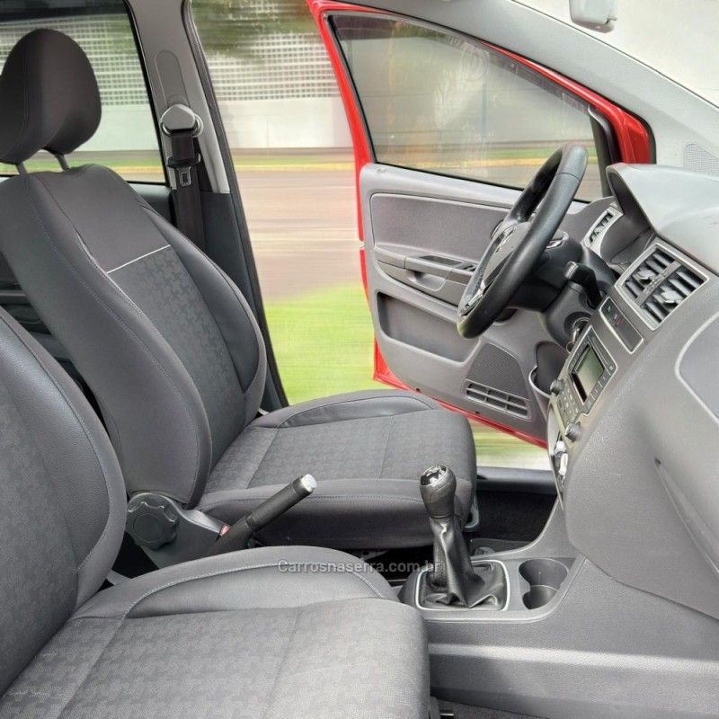 FOX 1.0 MI COMFORTLINE 8V FLEX 4P MANUAL - 2016 - NOVO HAMBURGO