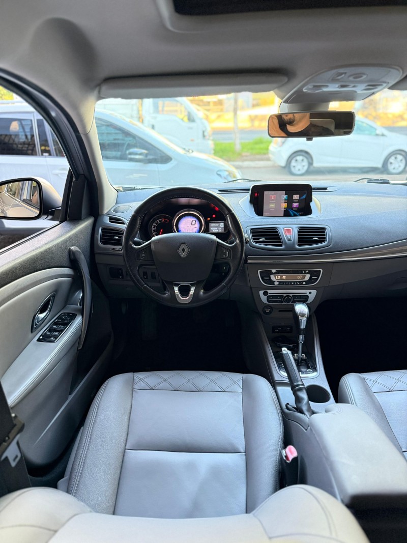 FLUENCE 2.0 PRIVILÉGE 16V FLEX 4P AUTOMÁTICO - 2016 - ESTâNCIA VELHA