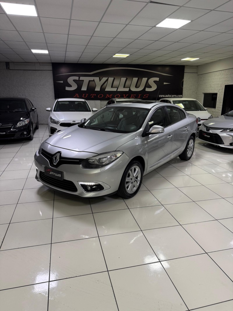 FLUENCE 2.0 PRIVILÉGE 16V FLEX 4P AUTOMÁTICO - 2016 - ESTâNCIA VELHA
