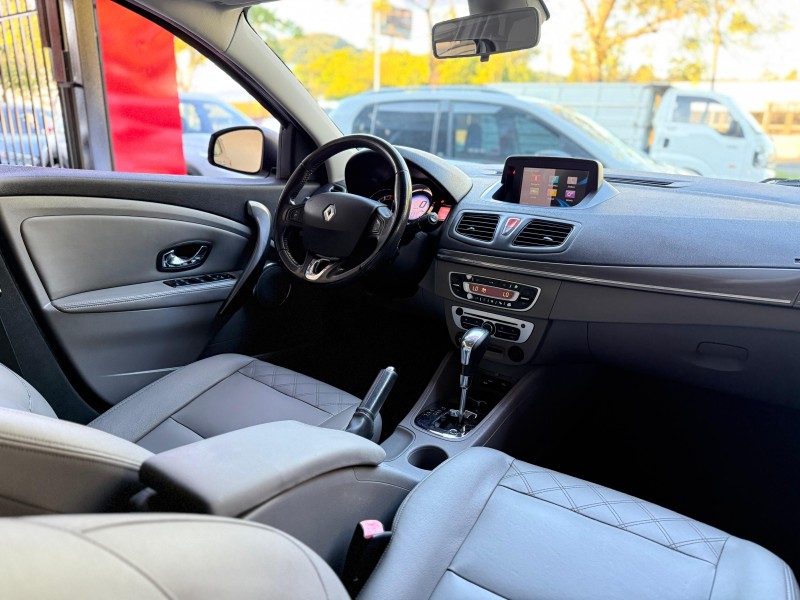 FLUENCE 2.0 PRIVILÉGE 16V FLEX 4P AUTOMÁTICO - 2016 - ESTâNCIA VELHA