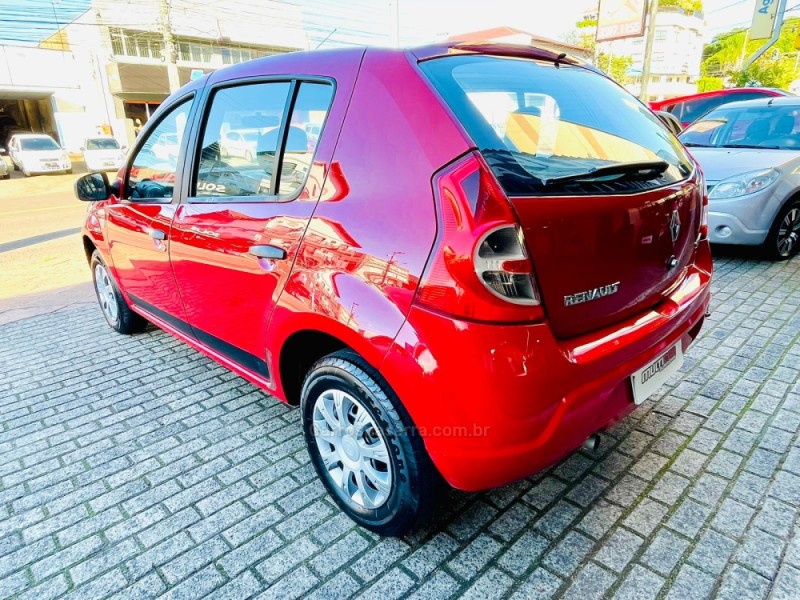 SANDERO 1.0 AUTHENTIQUE 16V FLEX 4P MANUAL - 2010 - CAMPO BOM