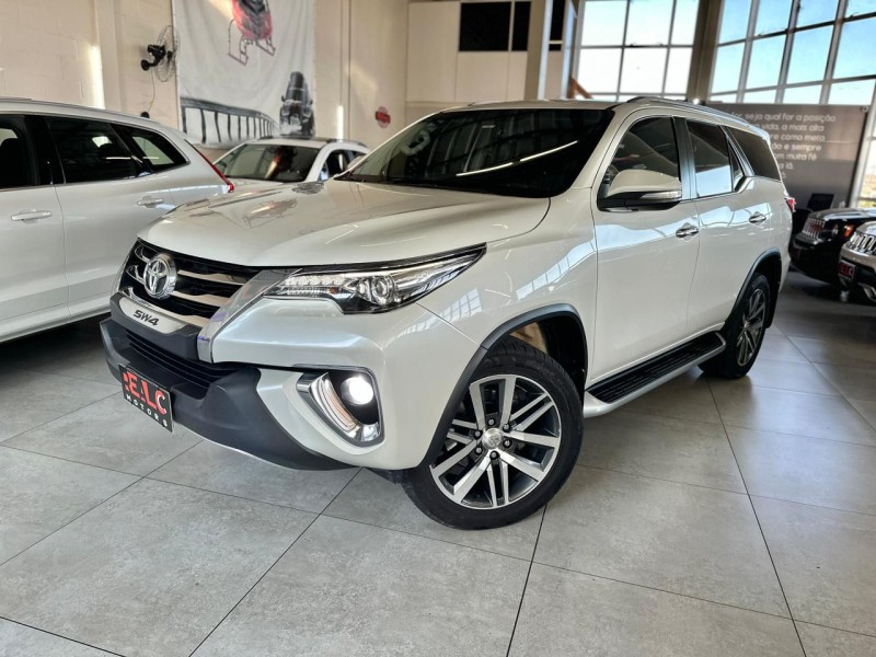 HILUX SW4 2.8 SRX 4X4 16V TURBO INTERCOOLER DIESEL 4P AUTOMÁTICO - 2017 - CAXIAS DO SUL