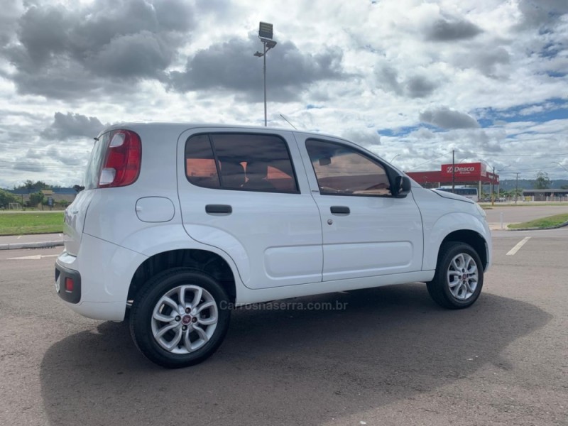 UNO 1.0 VIVACE 8V FLEX 4P MANUAL - 2014 - SANTA CRUZ DO SUL