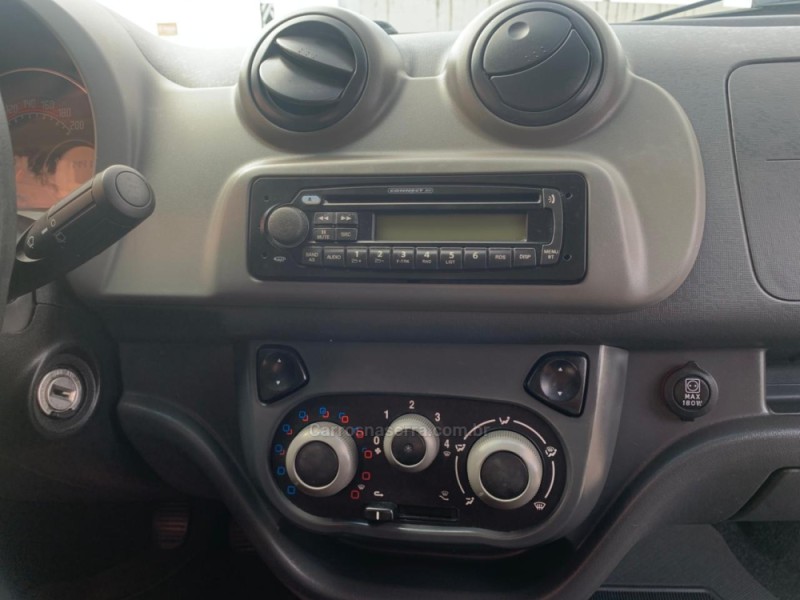 UNO 1.0 VIVACE 8V FLEX 4P MANUAL - 2014 - SANTA CRUZ DO SUL