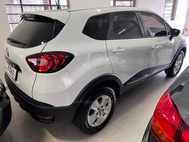 CAPTUR 1.6 LIFE 16V FLEX 4P AUTOMÁTICO - 2019 - CARLOS BARBOSA