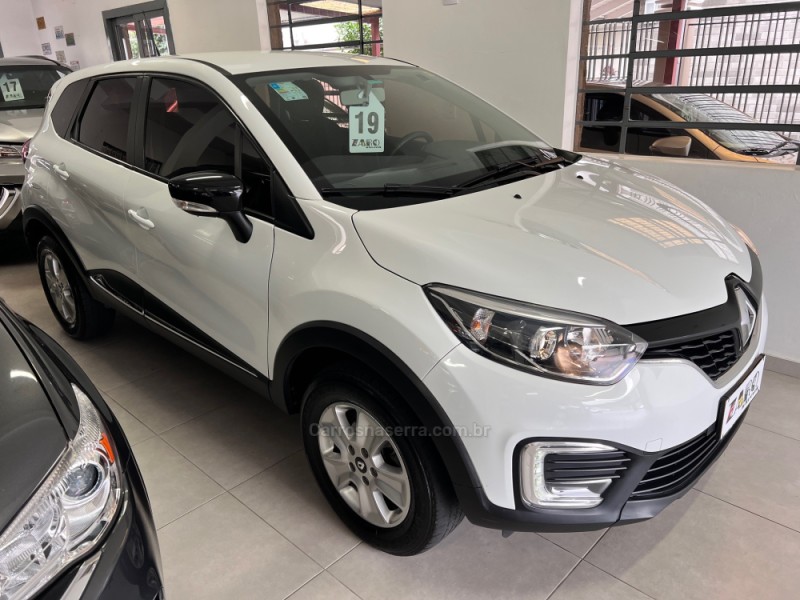 CAPTUR 1.6 LIFE 16V FLEX 4P AUTOMÁTICO - 2019 - CARLOS BARBOSA