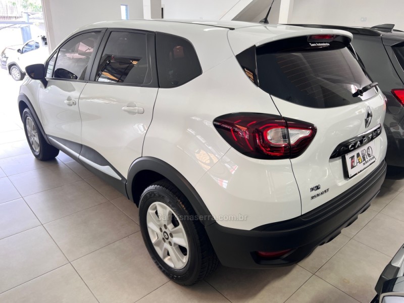 CAPTUR 1.6 LIFE 16V FLEX 4P AUTOMÁTICO - 2019 - CARLOS BARBOSA