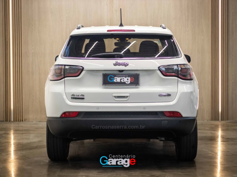 COMPASS 2.0 16V DIESEL LONGITUDE 4X4 AUTOMÁTICO - 2018 - CAXIAS DO SUL