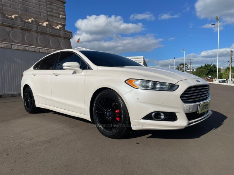 FUSION 2.0 TITANIUM GTDI ECOBOOST AWD AUTOMÁTICO - 2013 - SANTA CRUZ DO SUL