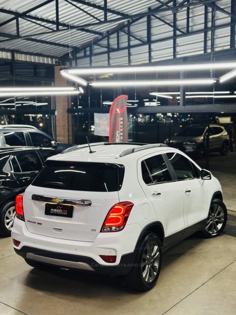TRACKER 1.4 16V PREMIER TURBO FLEX 4P AUTOMÁTICO - 2017 - CANELA