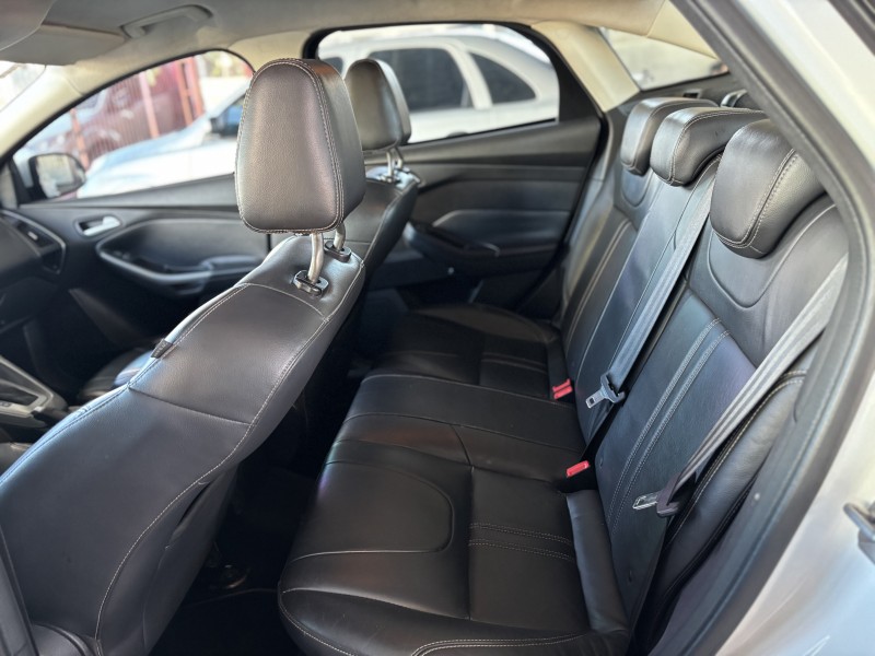 FOCUS 2.0 SE SEDAN 16V FLEX 4P AUTOMÁTICO - 2014 - CAXIAS DO SUL