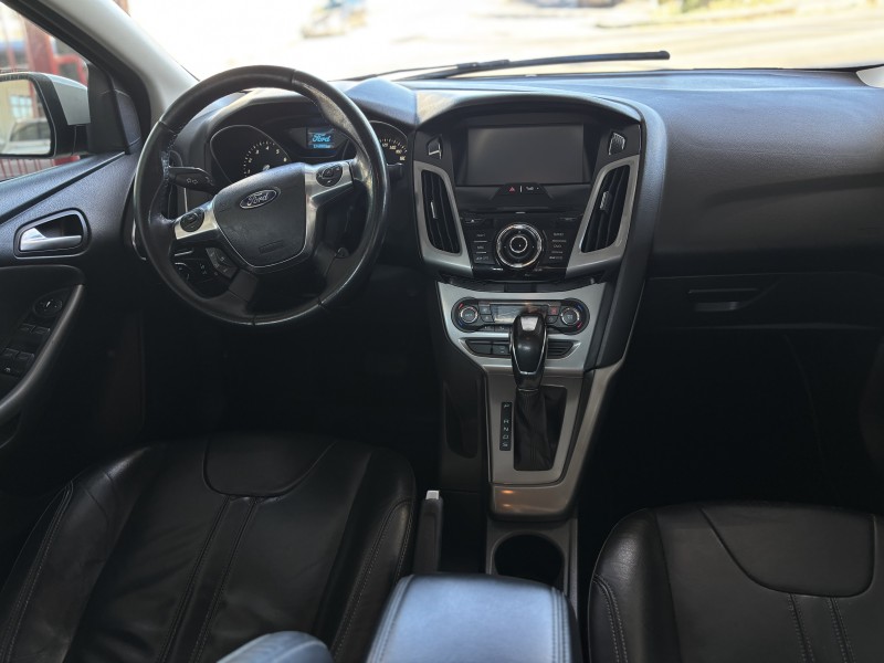 FOCUS 2.0 SE SEDAN 16V FLEX 4P AUTOMÁTICO - 2014 - CAXIAS DO SUL