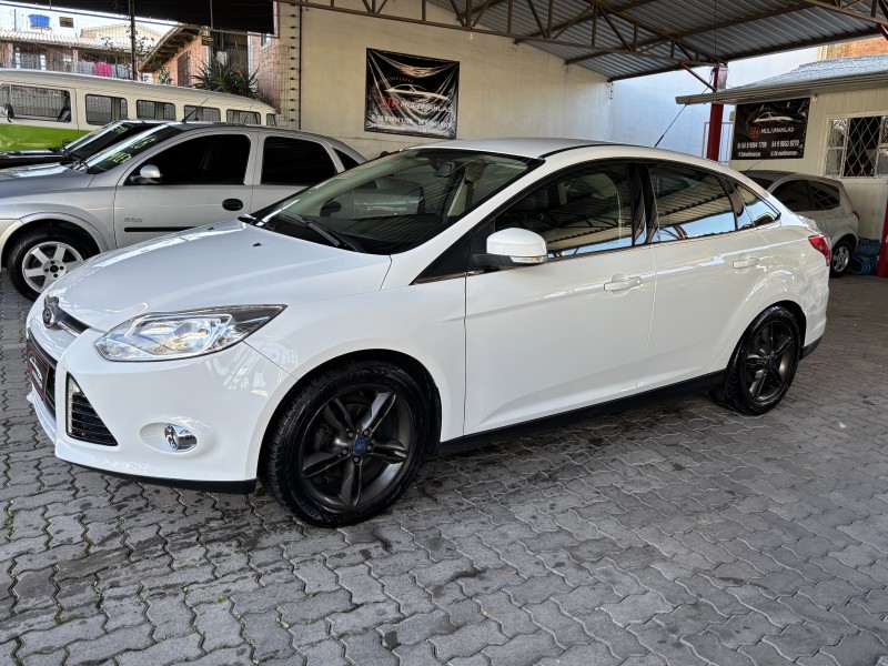 focus 2.0 se sedan 16v flex 4p automatico 2014 caxias do sul