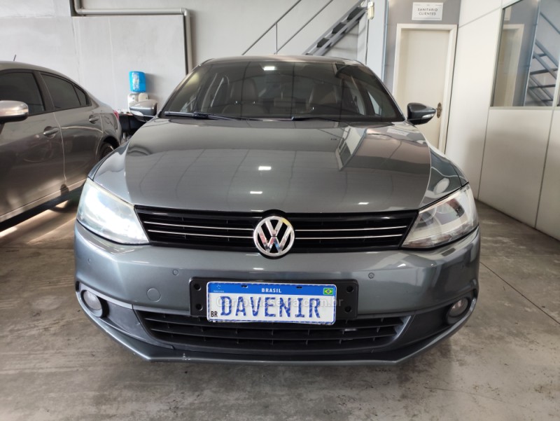 JETTA 2.0 COMFORTLINE FLEX 4P MANUAL - 2011 - TAQUARA