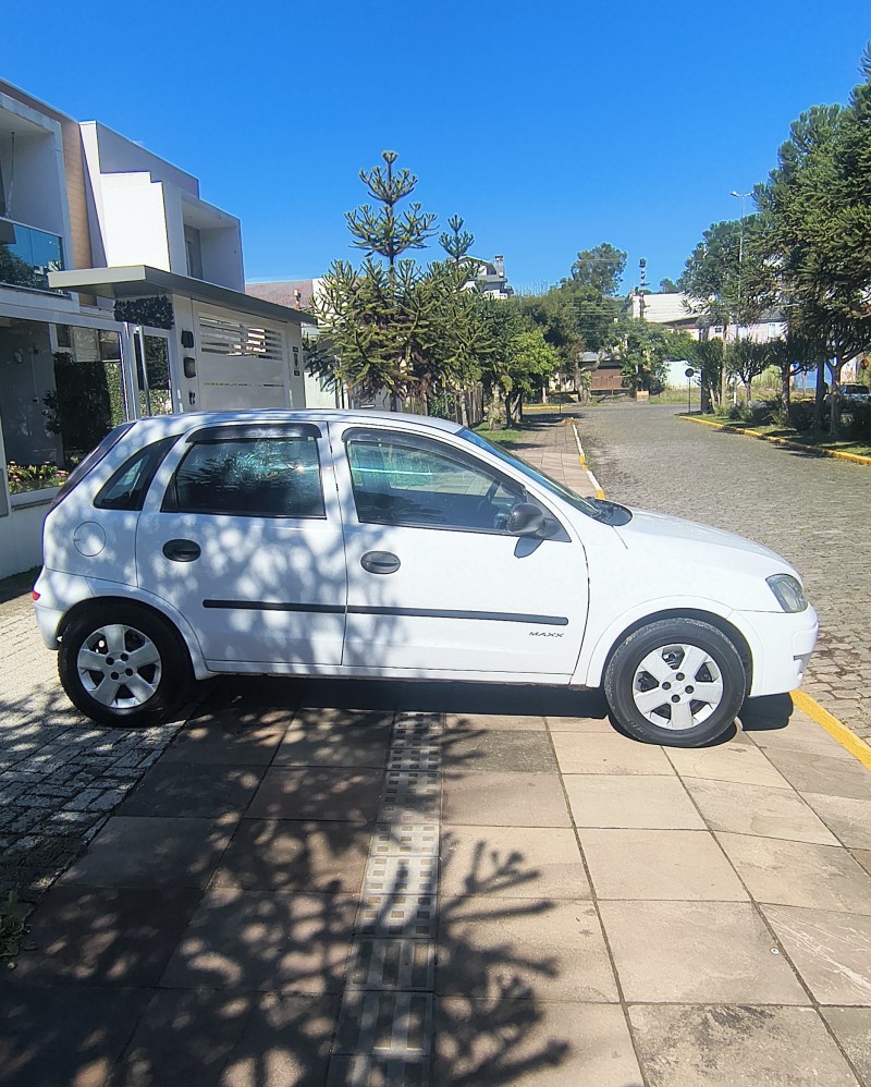 CORSA 1.0 MPFI MAXX 8V FLEX 4P MANUAL - 2008 - FARROUPILHA